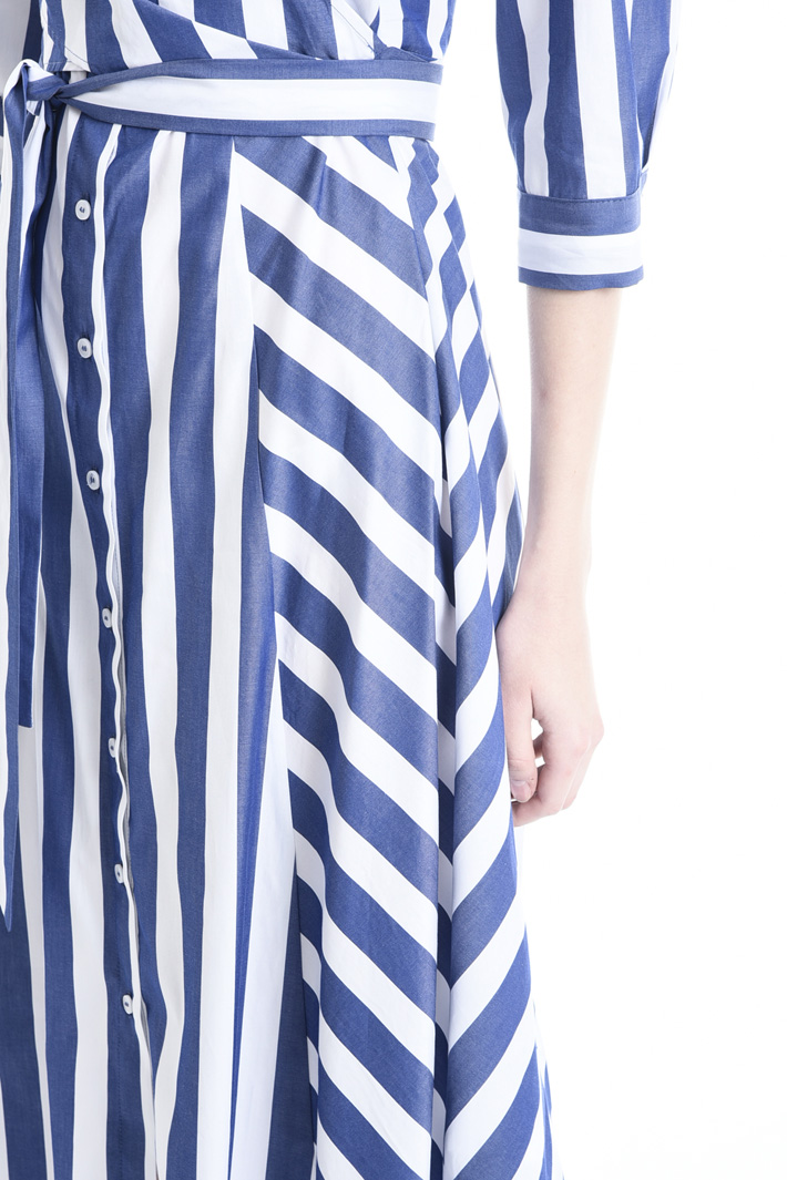 Embroidered cotton dress Intrend Embroidered cotton dress Intrend