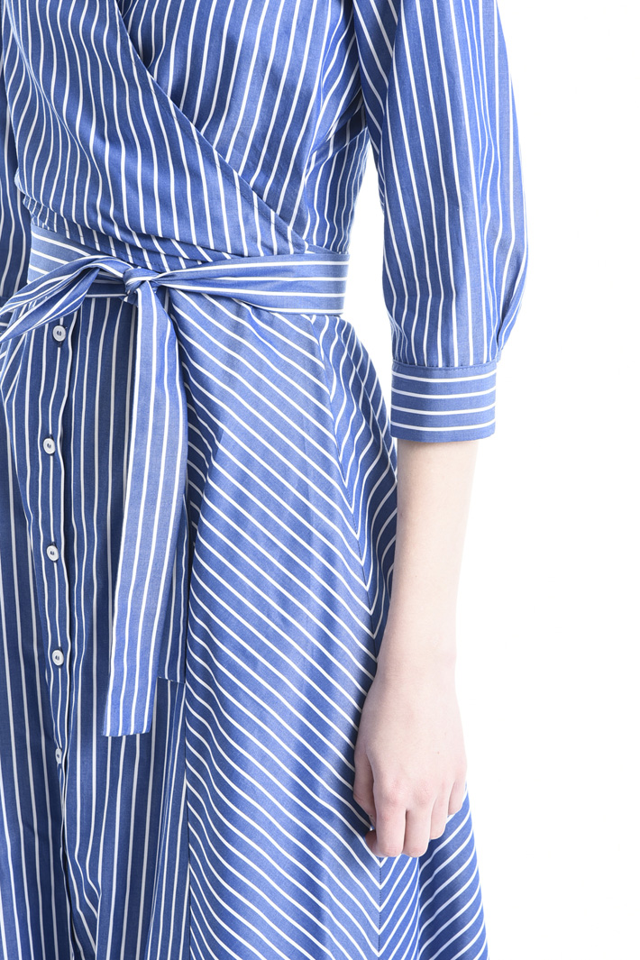 Embroidered cotton dress Intrend Embroidered cotton dress Intrend