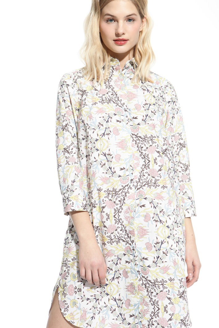 Printed poplin dress Intrend Printed poplin dress Intrend