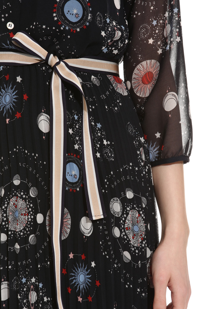 Printed crepe dress Intrend Printed crepe dress Intrend