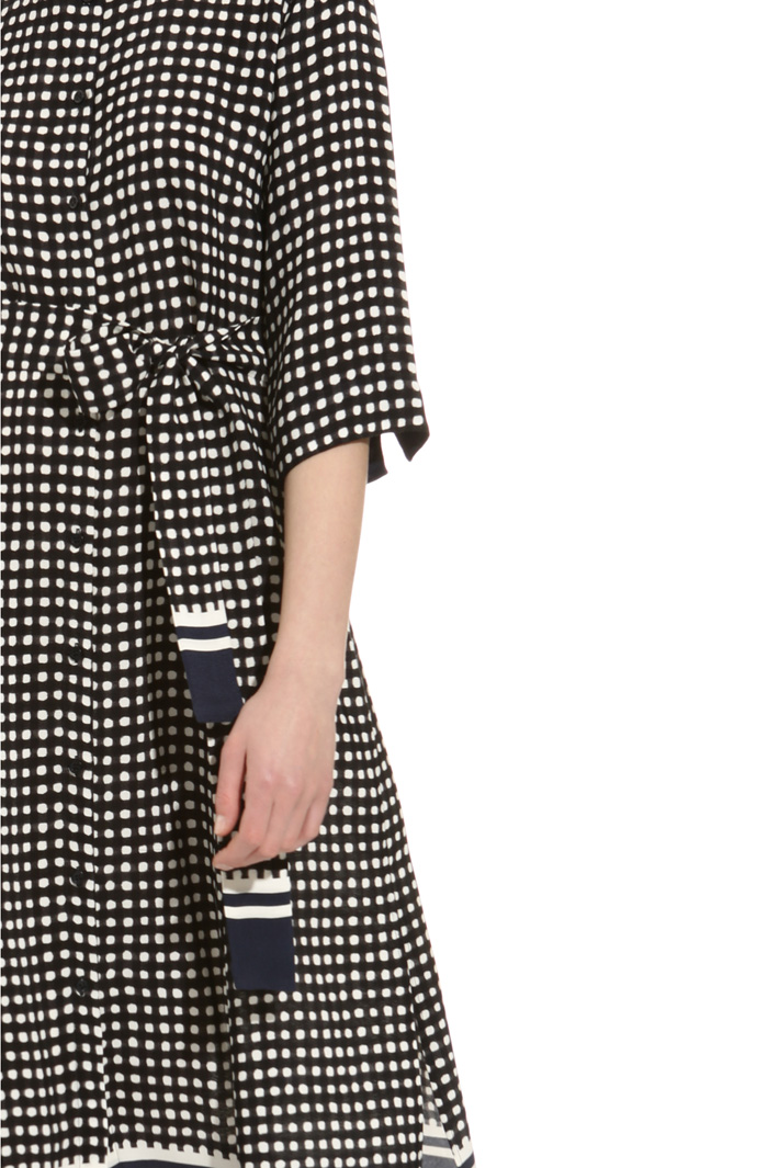 Belted dress Intrend Belted dress Intrend