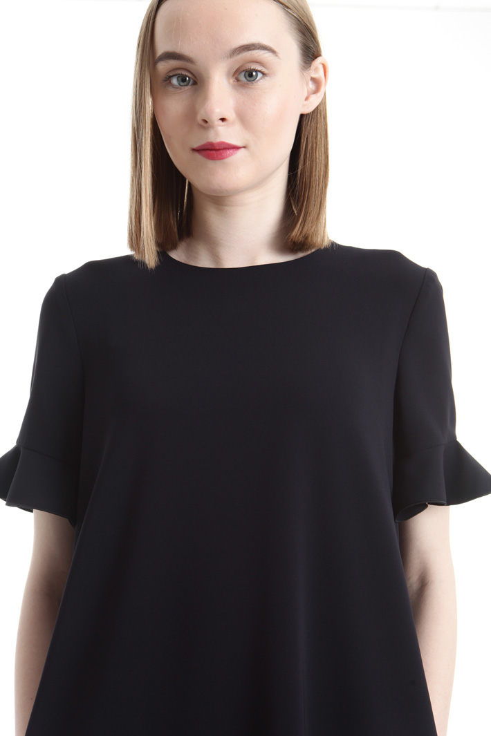 Frilled sleeve dress Intrend Frilled sleeve dress Intrend