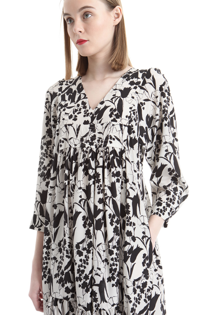 Printed silk dress Intrend Printed silk dress Intrend