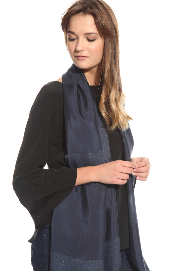 Stole with lurex stripes
Intrend Stole with lurex stripes
Intrend