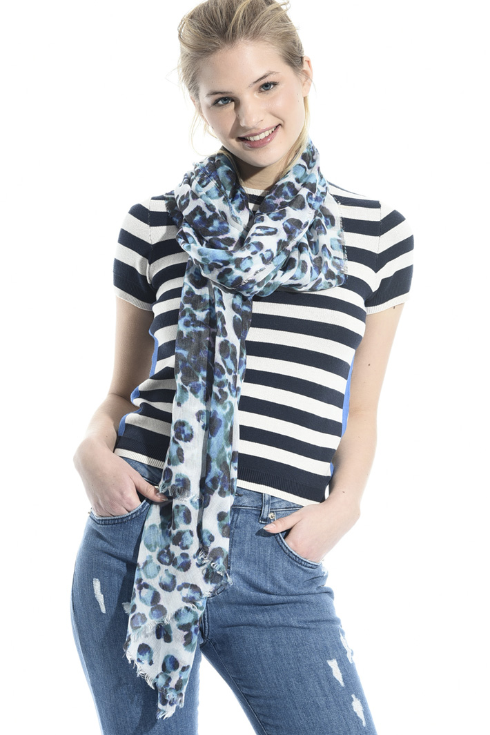 Animalier print scarf Intrend Animalier print scarf Intrend
