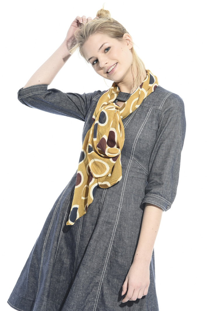 Lightweight cotton scarf Intrend Lightweight cotton scarf Intrend