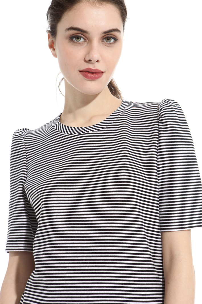 Jersey matelassé top Intrend Jersey matelassé top Intrend