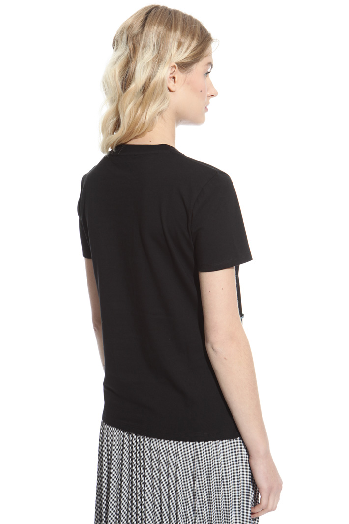 T-shirt with appliqués Intrend T-shirt with appliqués Intrend