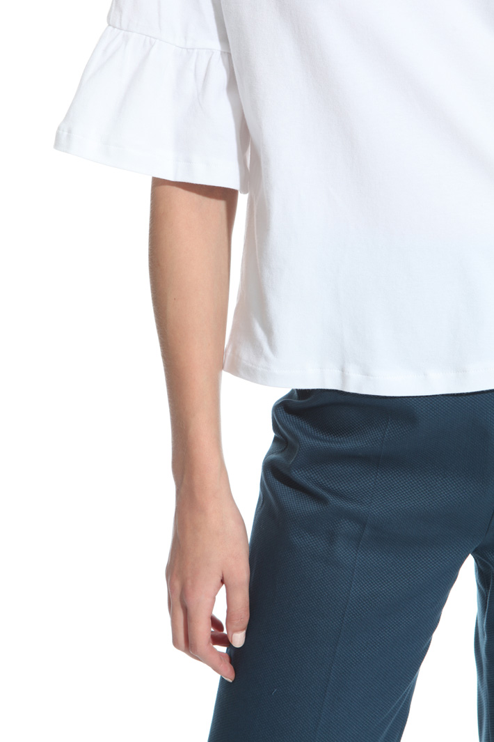 Bell sleeve T-shirt Intrend Bell sleeve T-shirt Intrend