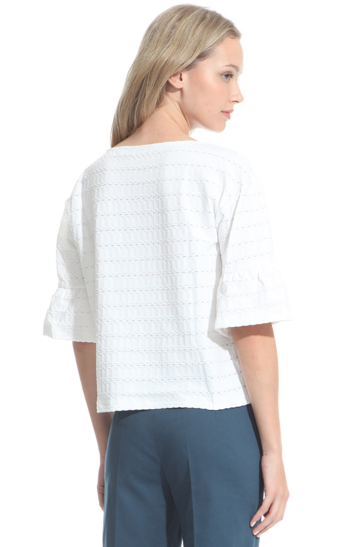 T-shirt con manica a corolla Intrend T-shirt con manica a corolla Intrend