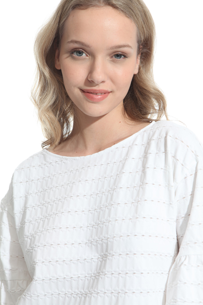 T-shirt con manica a corolla Intrend T-shirt con manica a corolla Intrend