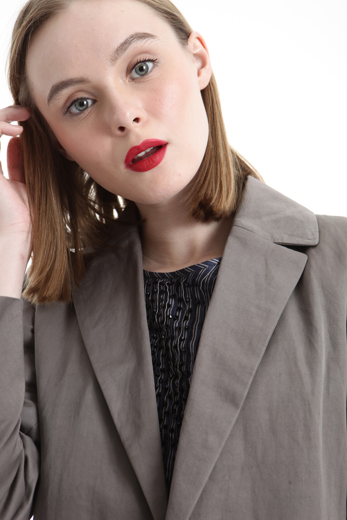 Back slit topcoat Intrend Back slit topcoat Intrend