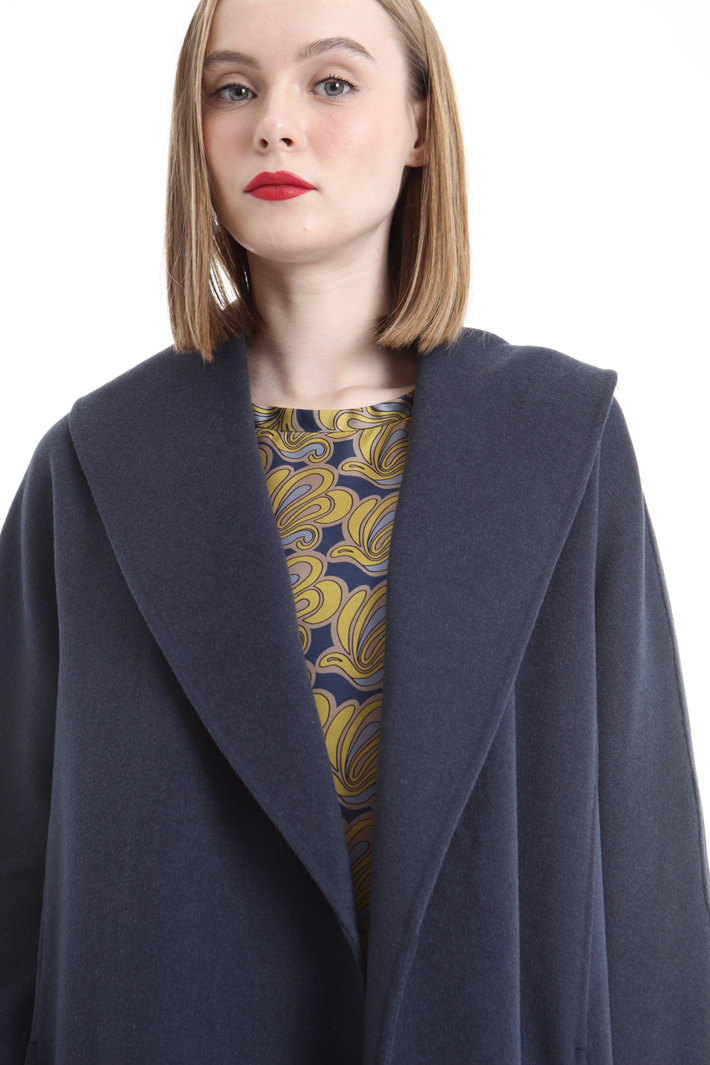 Cappotto con maxi revers Intrend Cappotto con maxi revers Intrend