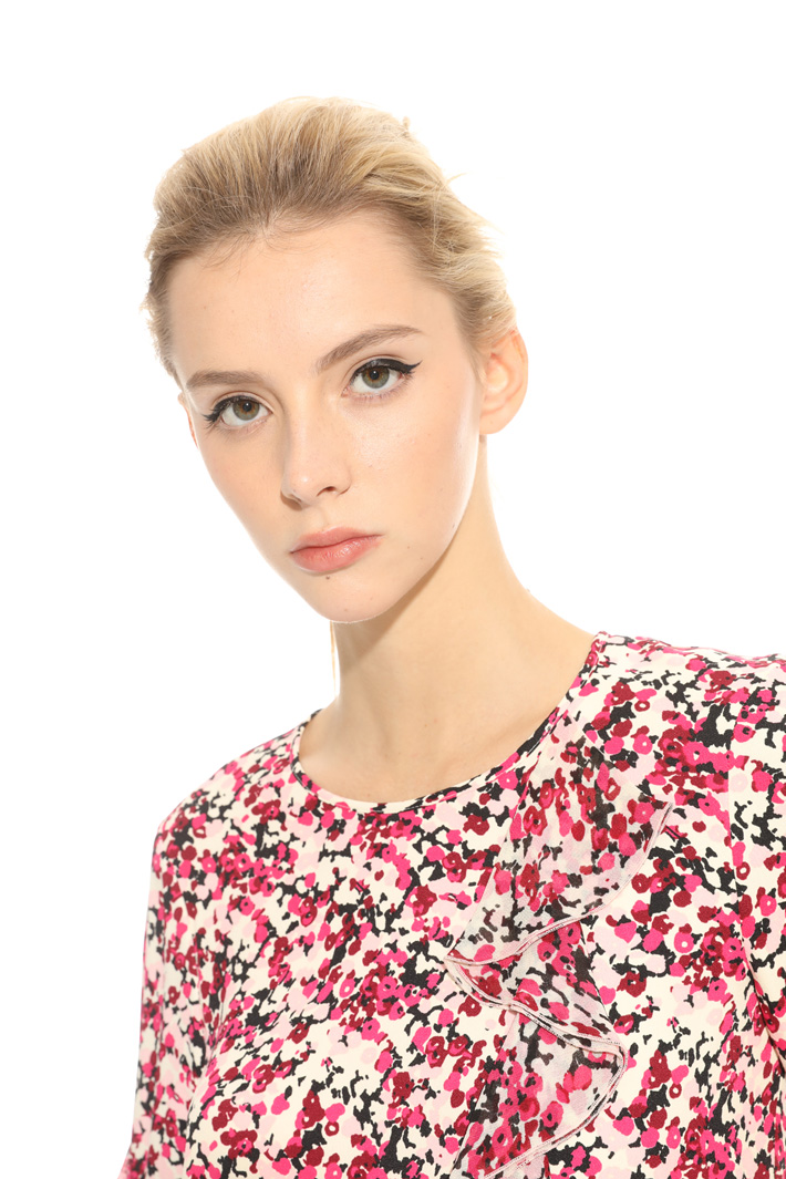 Blusa con ruches Intrend Blusa con ruches Intrend
