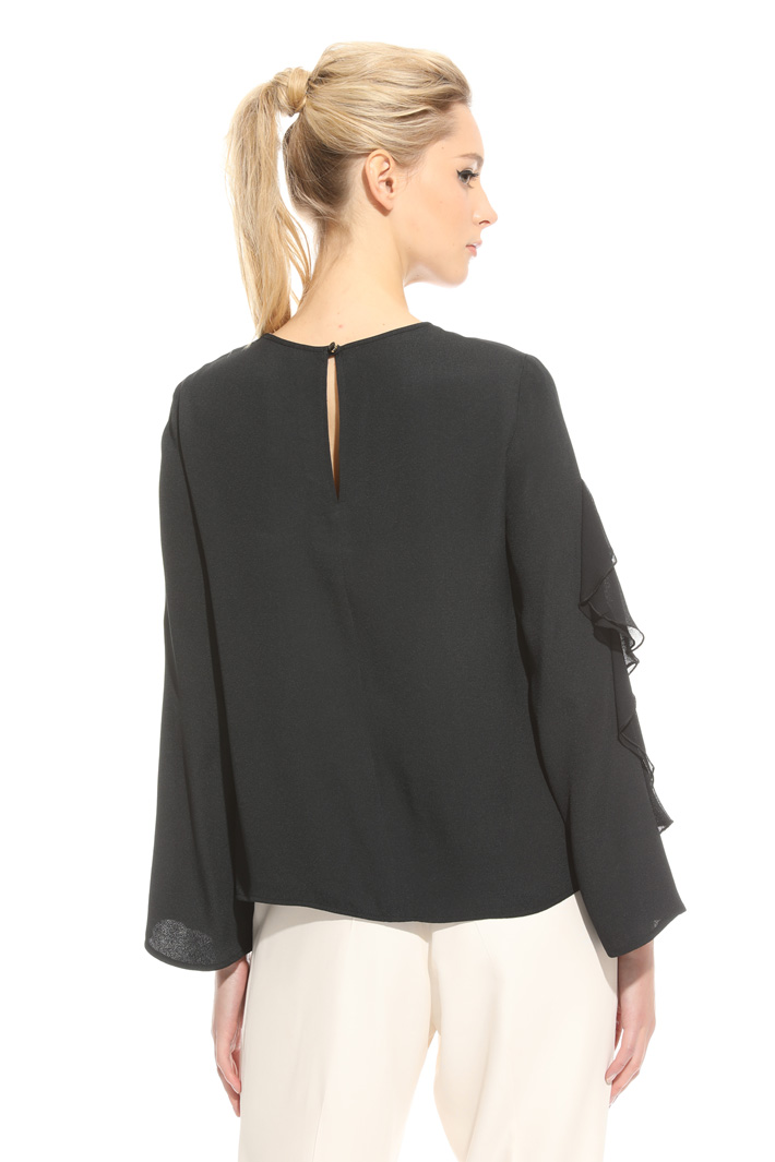 Ruffled blouse Intrend Ruffled blouse Intrend