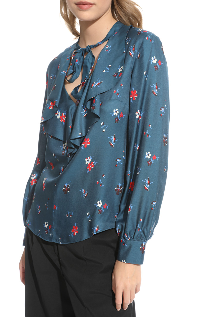 Blusa con volant allo scollo Intrend Blusa con volant allo scollo Intrend