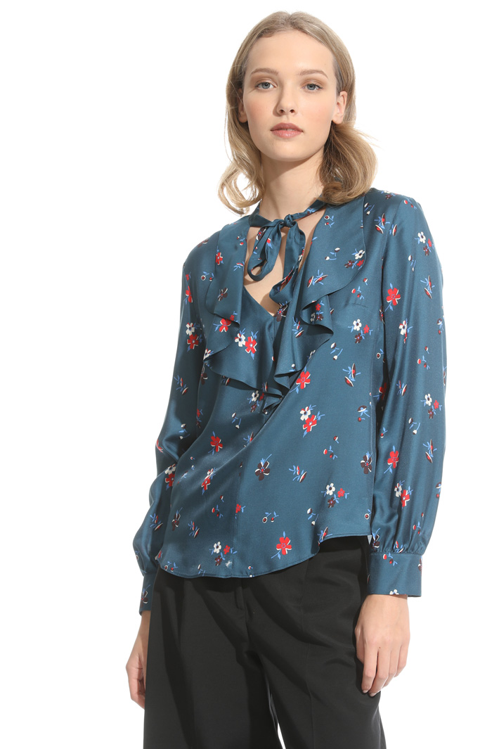 Blusa con volant allo scollo Intrend Blusa con volant allo scollo Intrend