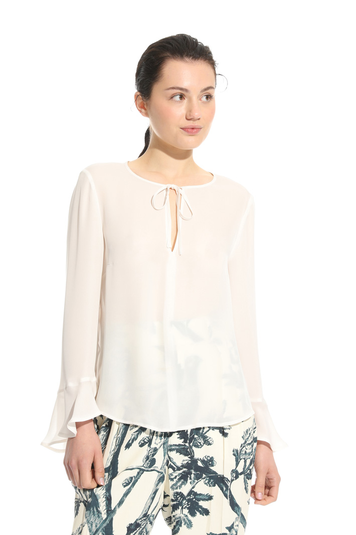 Silk georgette blouse Intrend Silk georgette blouse Intrend