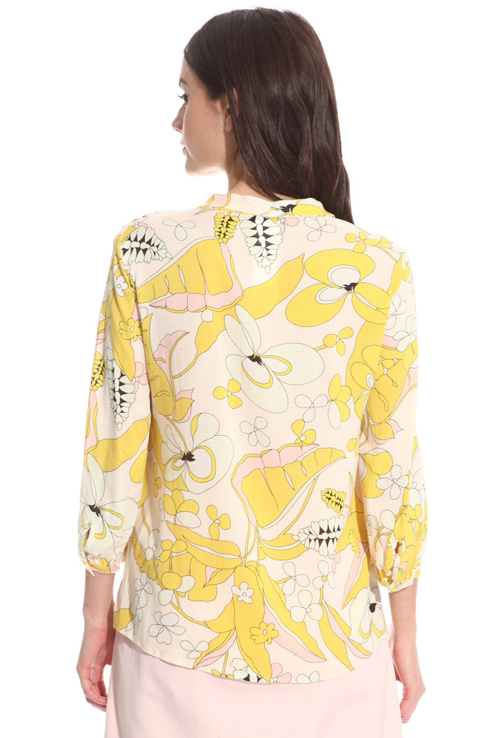 Blusa in tessuto fluido Intrend Blusa in tessuto fluido Intrend