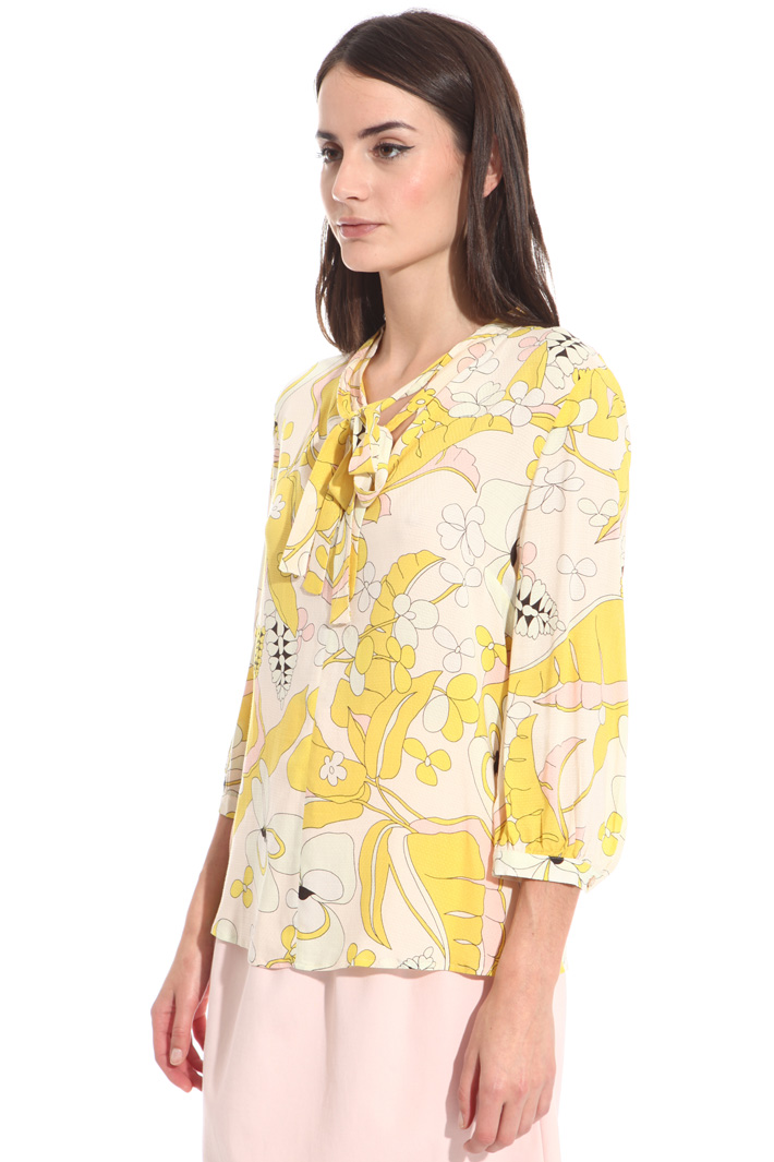 Blusa in tessuto fluido Intrend Blusa in tessuto fluido Intrend
