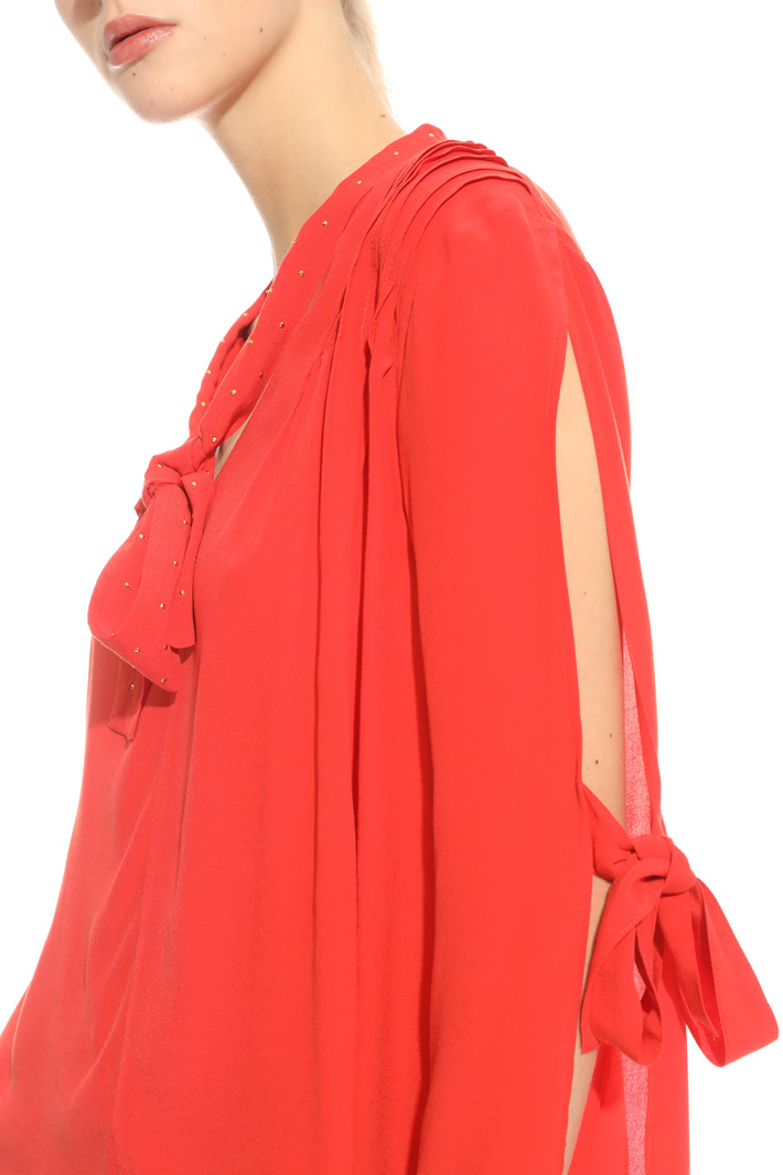Blusa in crepe fluido Intrend Blusa in crepe fluido Intrend