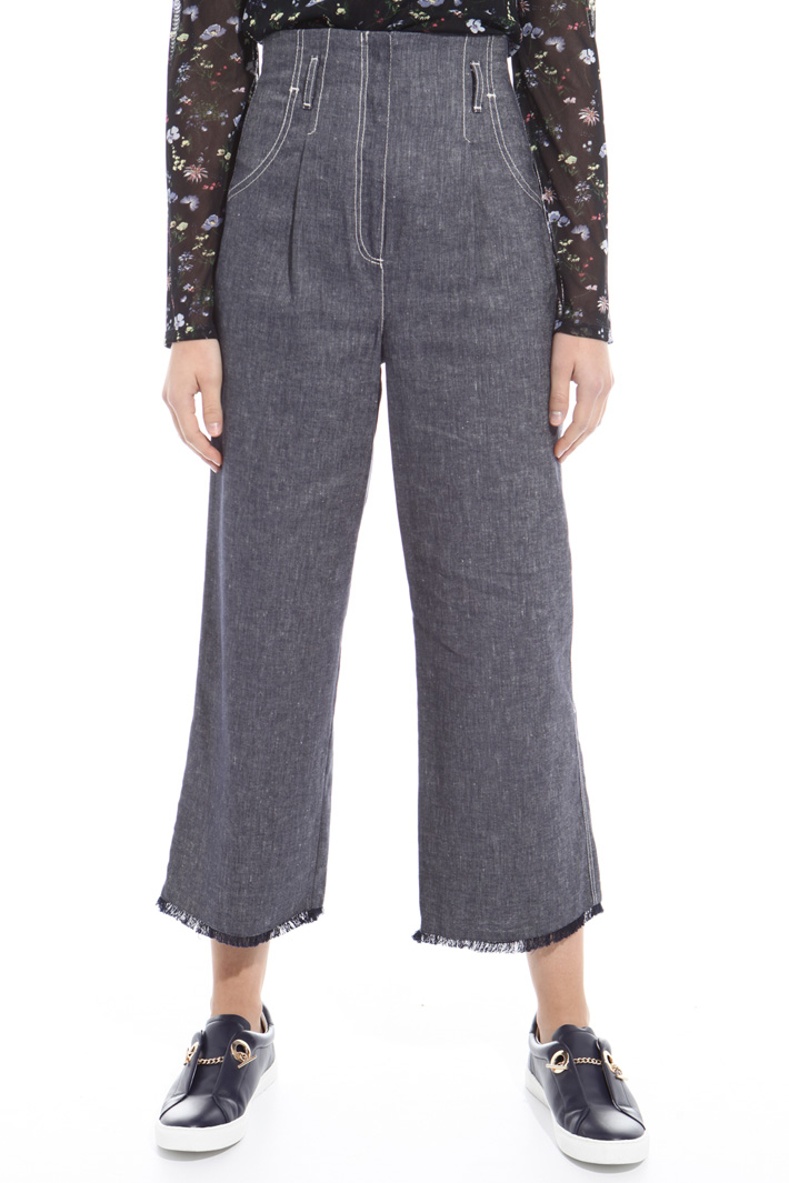 Pantalone sfrangiato vita alta Intrend Pantalone sfrangiato vita alta Intrend