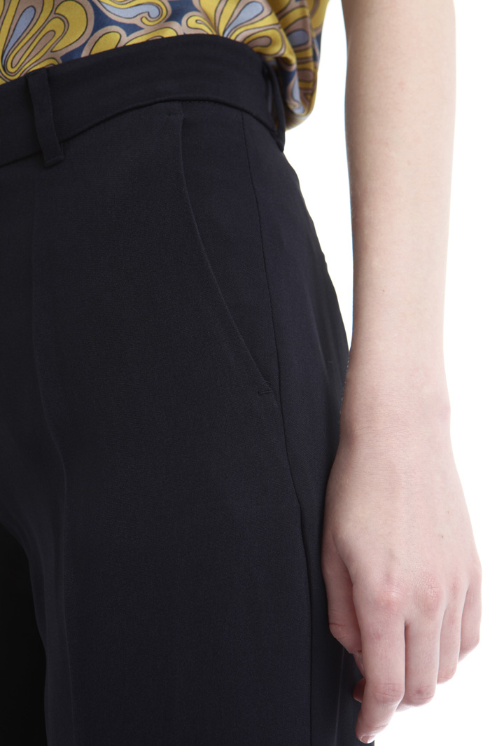 Pantalone a sigaretta in cady Intrend Pantalone a sigaretta in cady Intrend