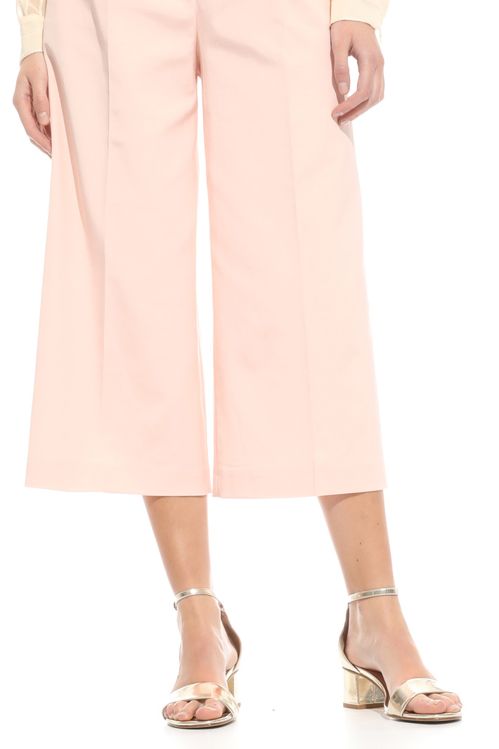 Cropped trousers Intrend Cropped trousers Intrend