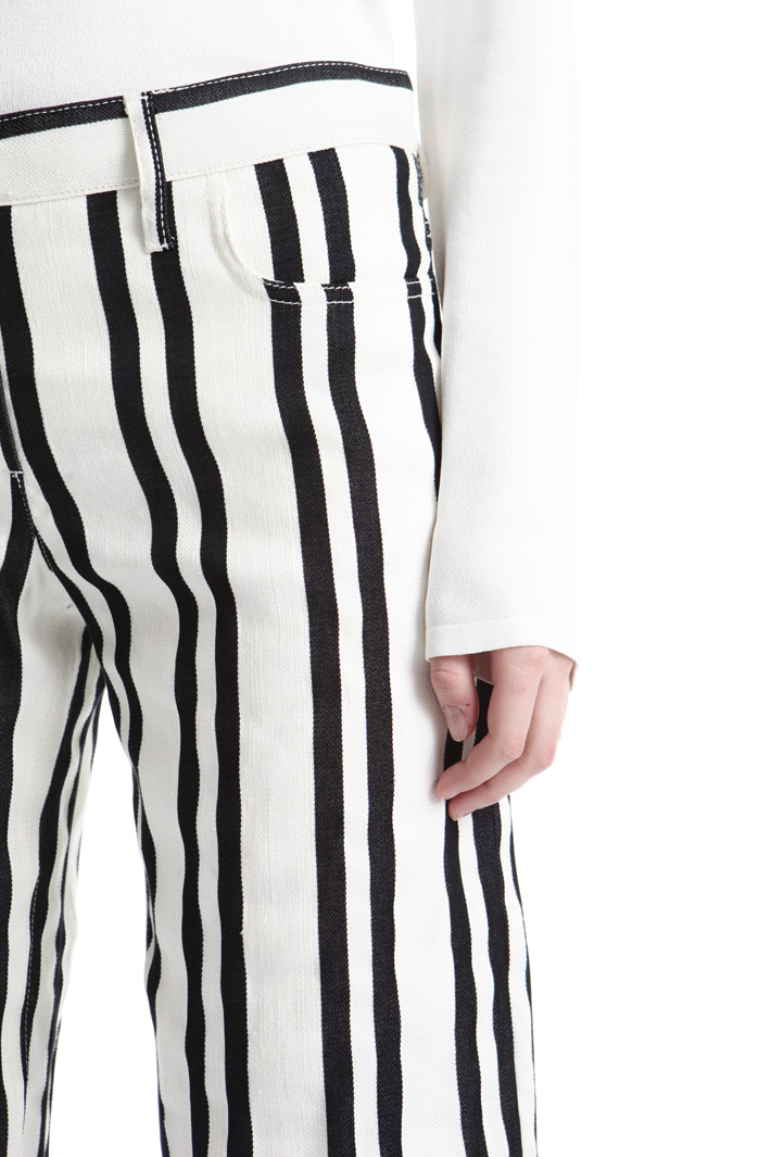 Pantalone in misto lino rigato Intrend Pantalone in misto lino rigato Intrend