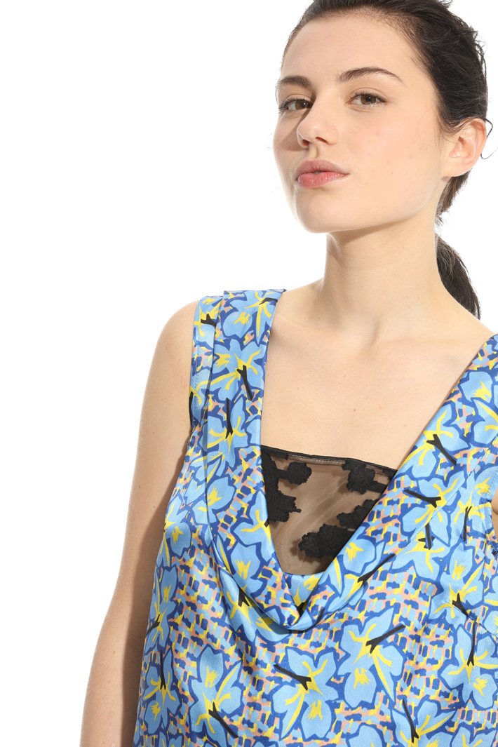 Top in twill fluido di viscosa Intrend Top in twill fluido di viscosa Intrend