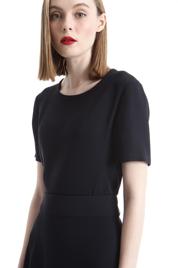 T-shirt in georgette di seta Intrend T-shirt in georgette di seta Intrend