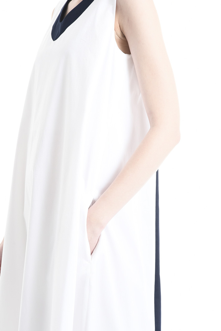 Abito ampio in gabardina Intrend Abito ampio in gabardina Intrend