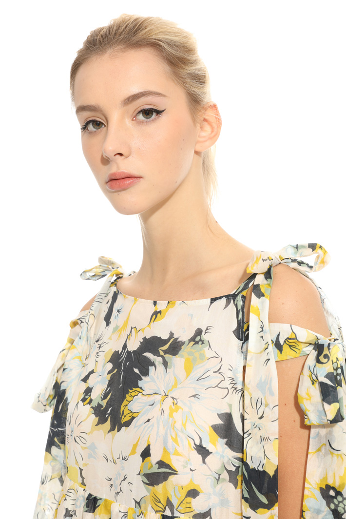 Maxi dress in voilé Intrend Maxi dress in voilé Intrend