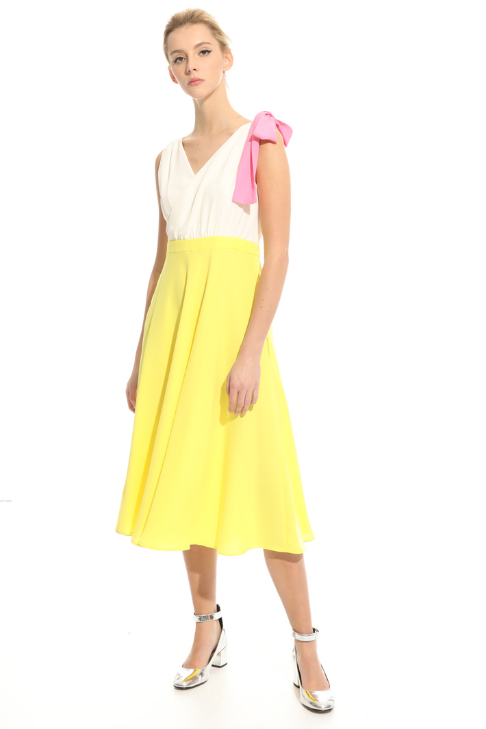 Abito midi in enver satin Intrend Abito midi in enver satin Intrend