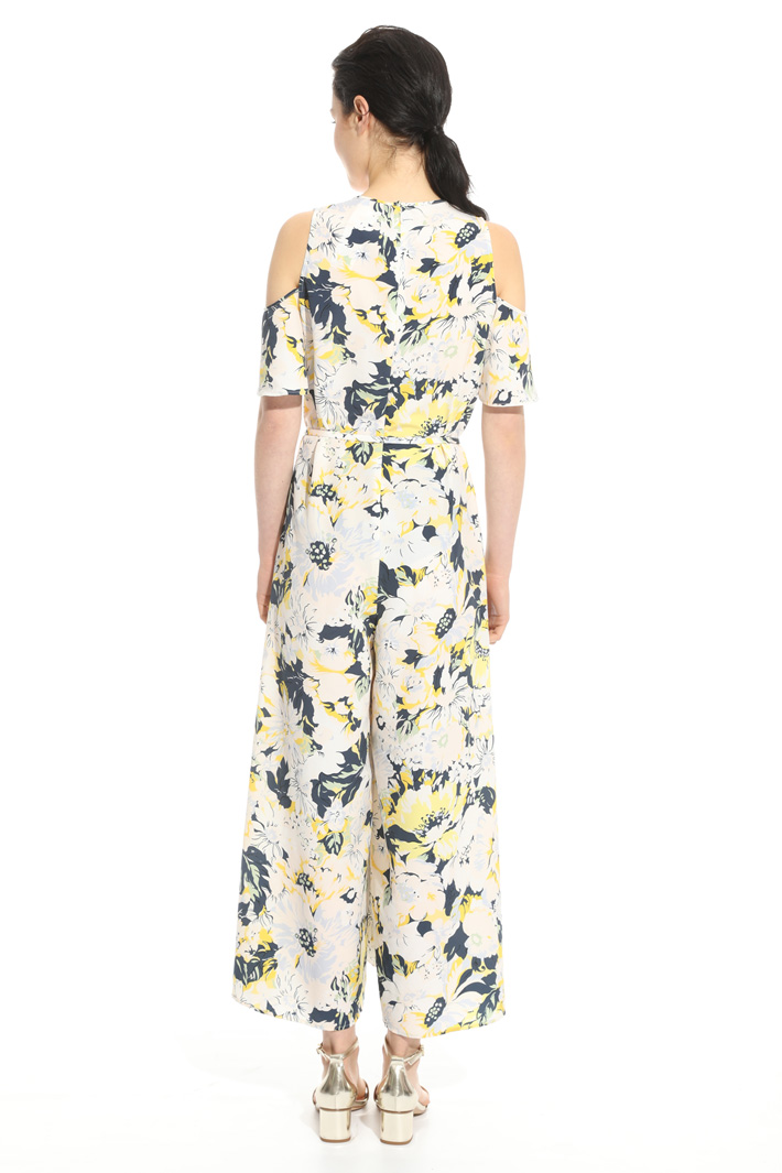 Crêpe marocaine jumpsuit
Intrend Crêpe marocaine jumpsuit
Intrend