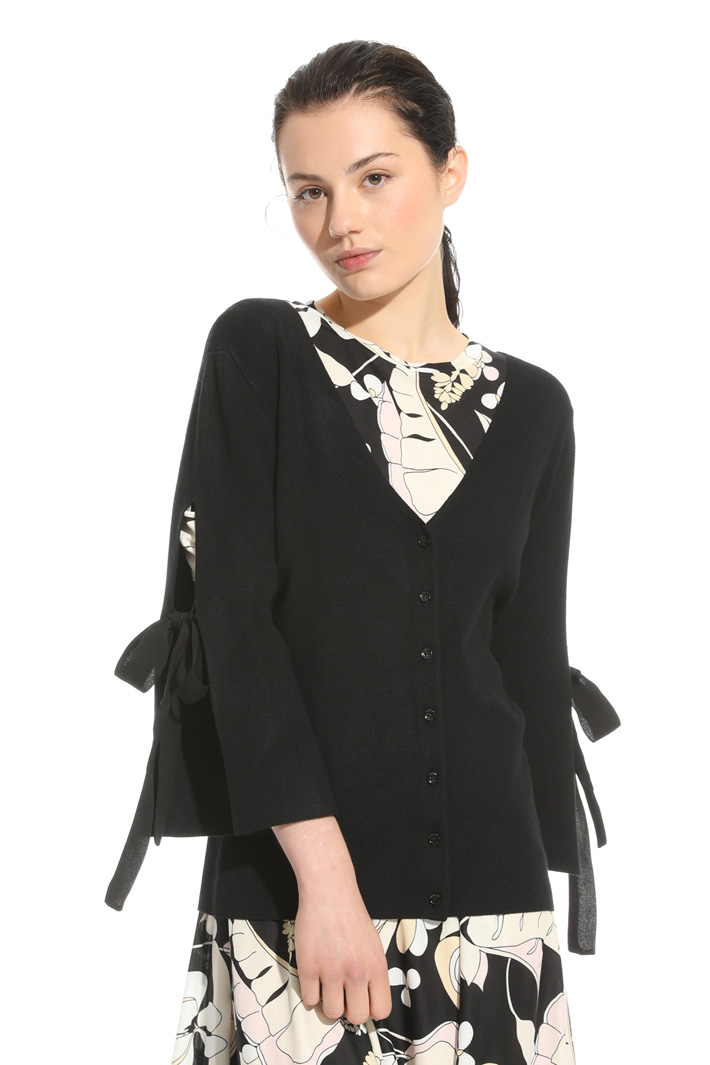 Cardigan con fiocchi Intrend Cardigan con fiocchi Intrend