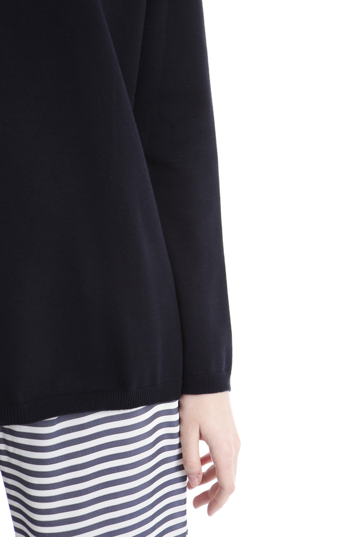 Dolcevita in maglia di viscosa Intrend Dolcevita in maglia di viscosa Intrend