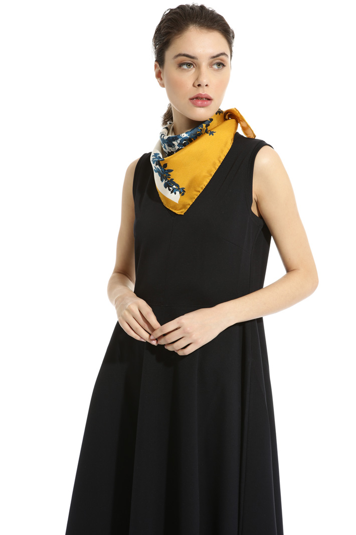 Foulard stampato in pura seta Intrend Foulard stampato in pura seta Intrend