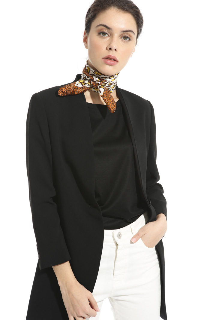 Animalier print foulard Intrend Animalier print foulard Intrend