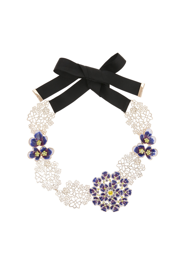 Collana in metallo e tessuto Intrend Collana in metallo e tessuto Intrend