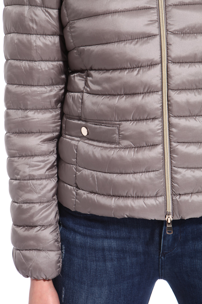 Quilted short padded jacket
Intrend Quilted short padded jacket
Intrend
