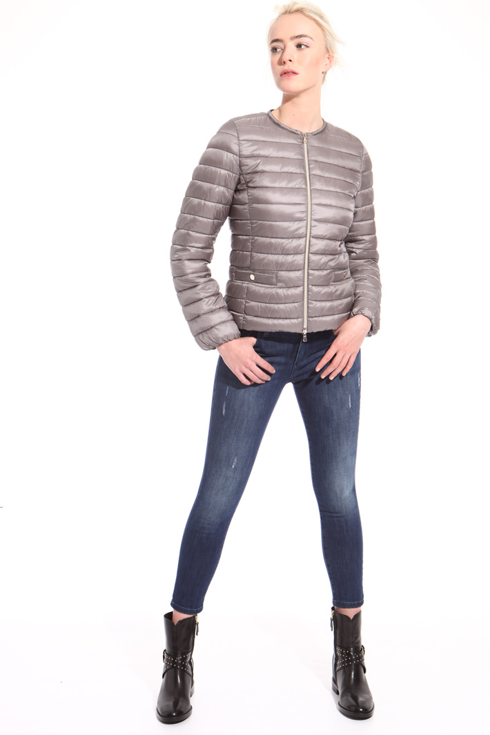 Quilted short padded jacket
Intrend Quilted short padded jacket
Intrend