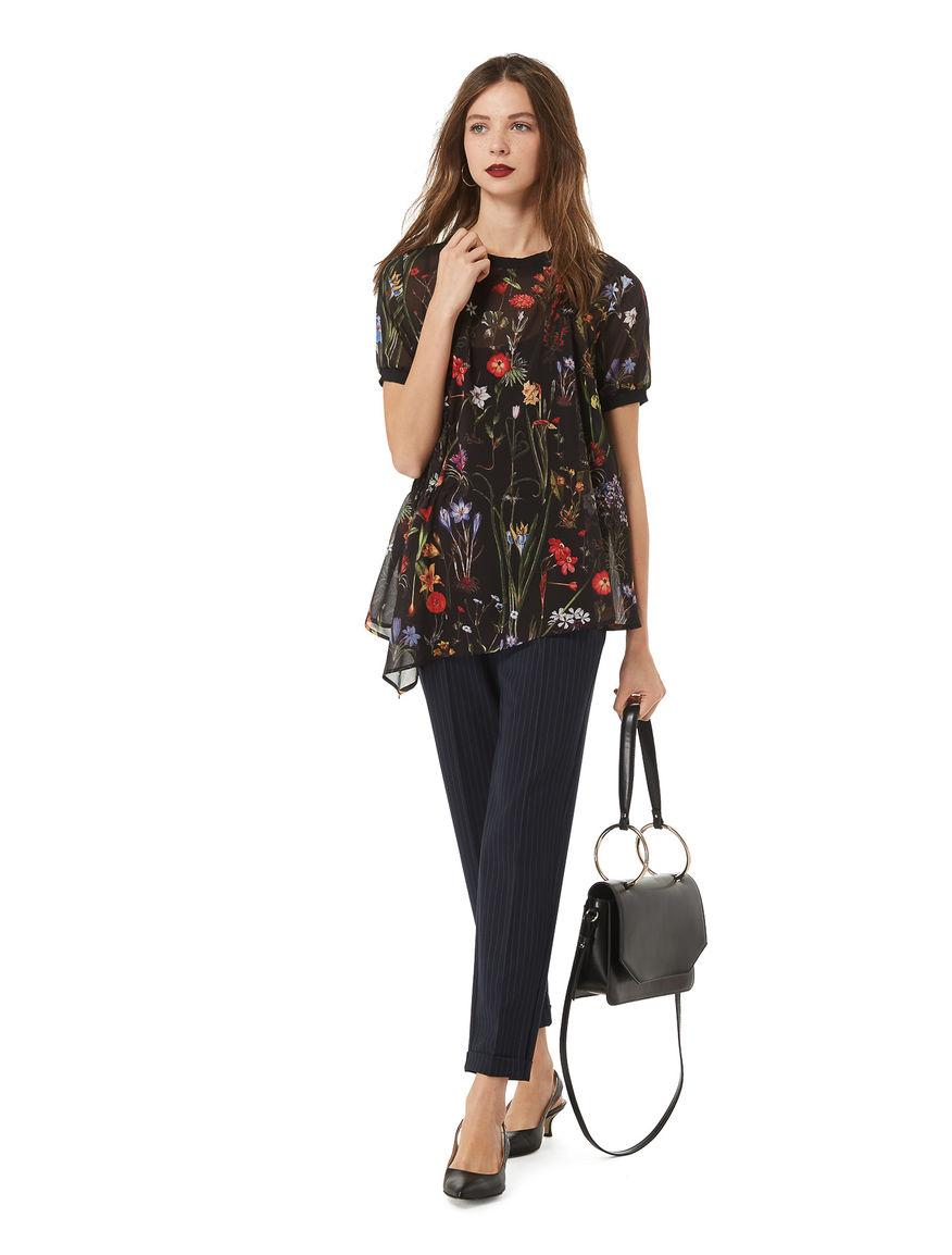 Blusa asimmetrica Blusa asimmetrica
