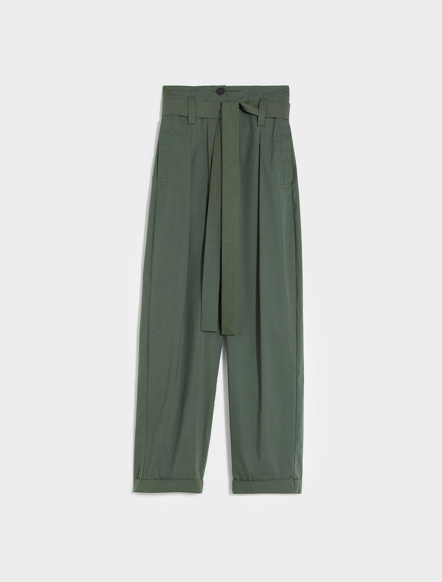 Pantaloni a vita alta Pantaloni a vita alta