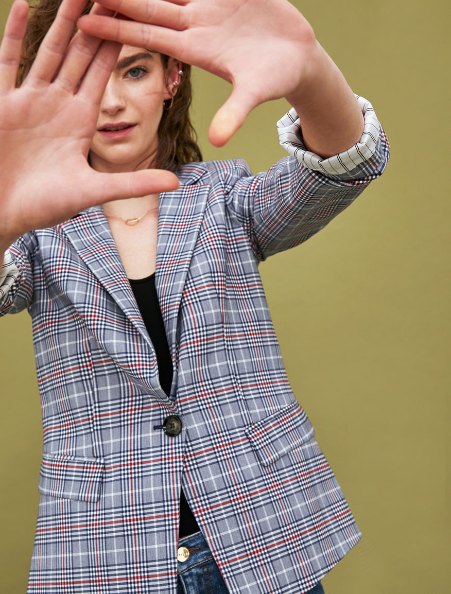 Semi-fitted blazer Semi-fitted blazer