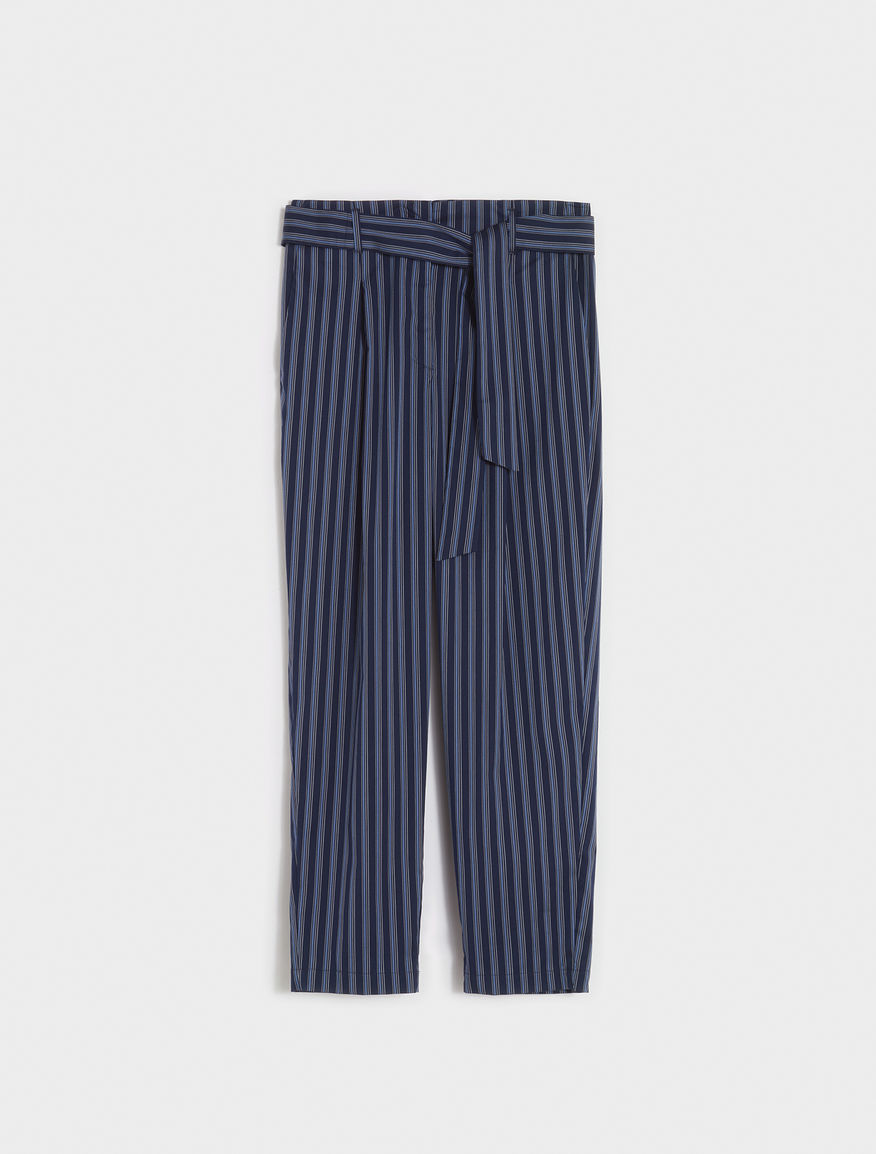 Pantaloni a carota Pantaloni a carota