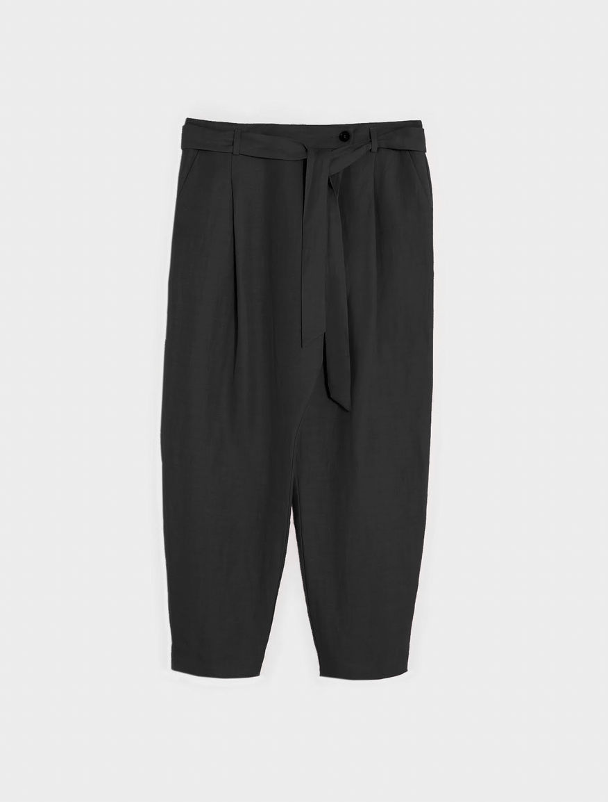 Pantaloni a carota Pantaloni a carota