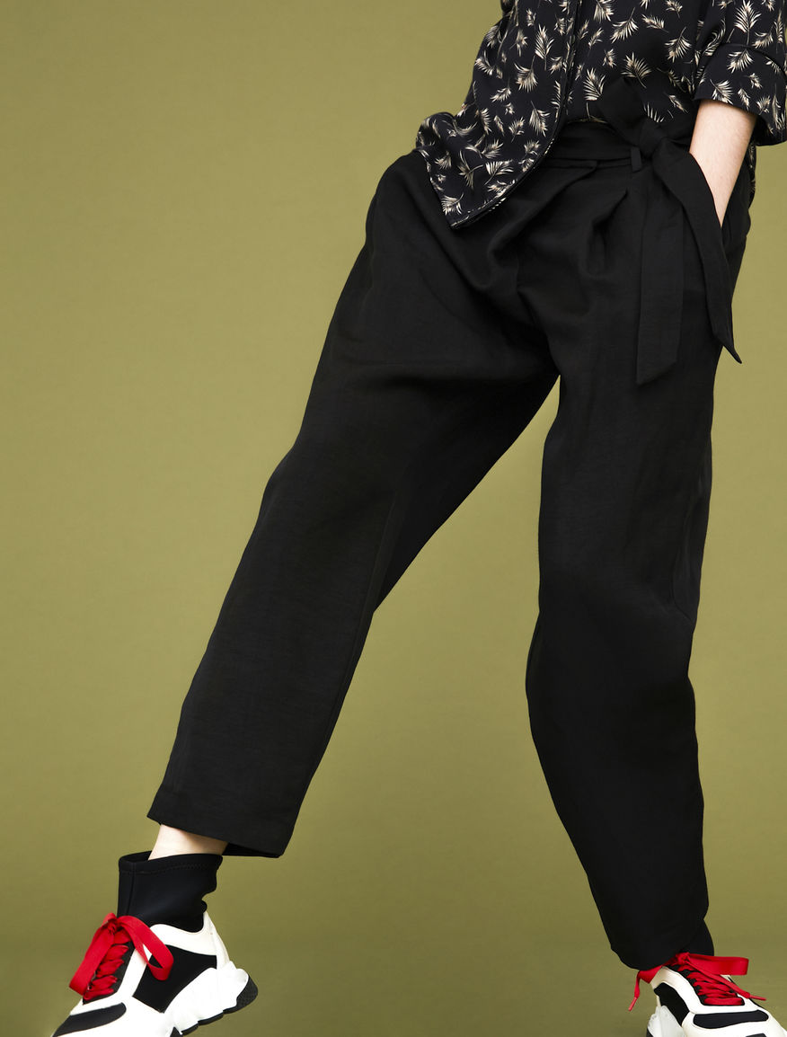Pantaloni a carota Pantaloni a carota