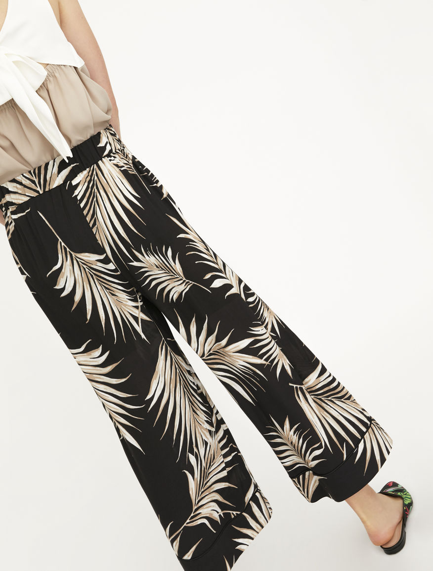 Pantaloni cropped Pantaloni cropped
