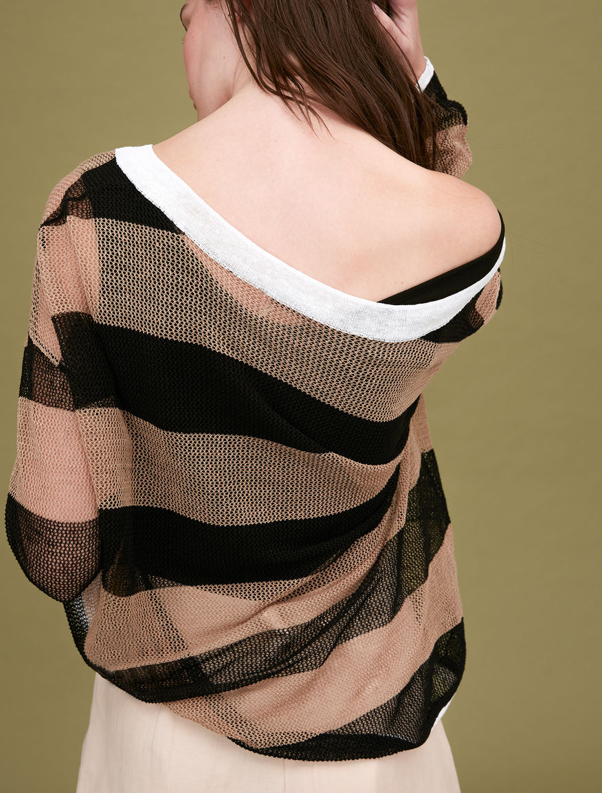 V-neck jumper V-neck jumper